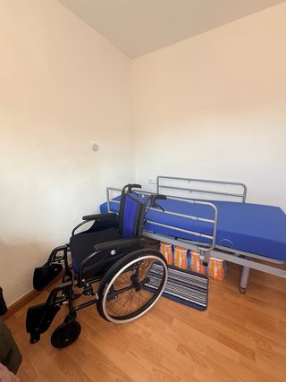 Cama articulada  medida 90x190cm tipo de mando por