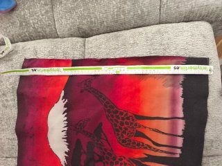 Batik africano con elefantes y jirafas