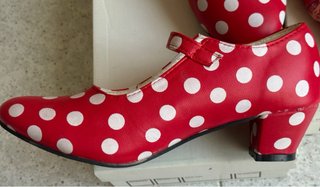 Zapatos de salón fiesta rojos lunares talla 37