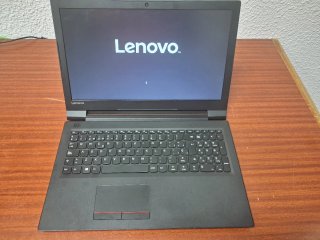 Portátil Lenovo Negro