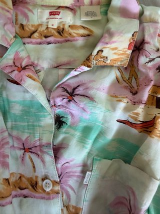 Camisa Levi's Estampada Tropical Talla M