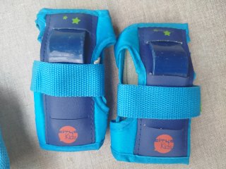 Protección infantil: rodilleras, coderas y muñeque