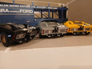 Equipo ford cobra 1:18