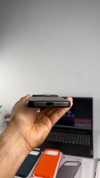 Fundas Beats iPhone 17 y 18 Pro/Pro Max Negro