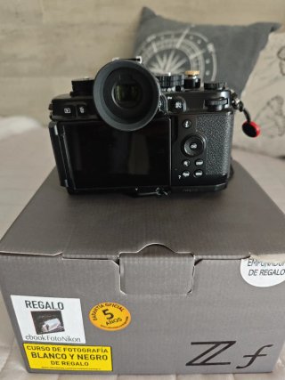 Nikon ZF + Objetivo 14-30mm f/4 S