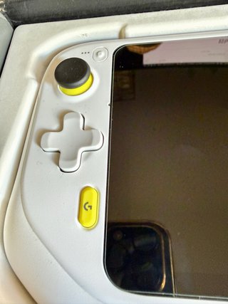 Logitech G Cloud + Caja, Cargador, Funda