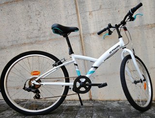Bici B'TWIN Original 100 24. Muy Buen Estado