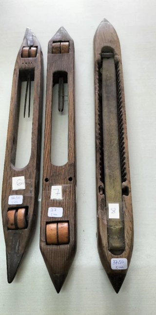 10 Lanzaderas de madera. Talladas a mano. Antiguas