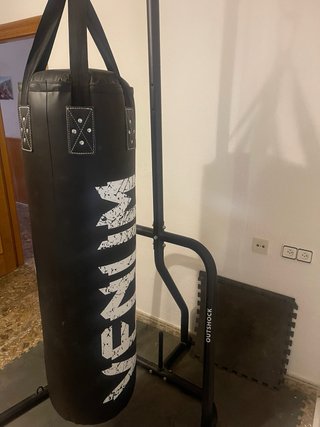 Saco de boxeo VENUM 130cm