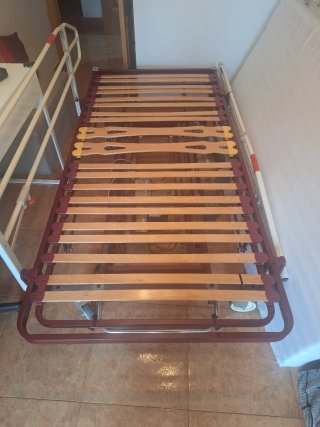 Cama articulada eléctrica geriátrica