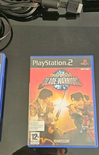Lote PS2: 4 Juegos + Consola de regalo