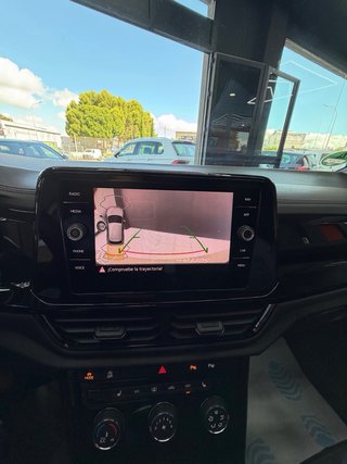 Volkswagen T-Roc 2024