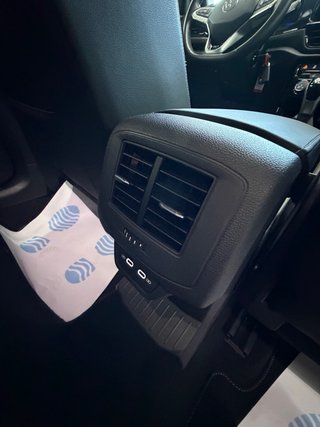 Volkswagen T-Roc 2024