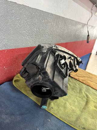 Faro Audi A3 8P Bi-Xenon LED Derecho