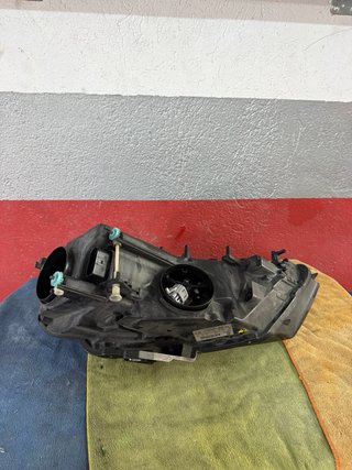 Faro Audi A3 8P Bi-Xenon LED Derecho