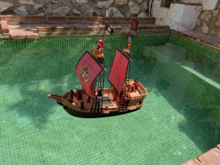Barco Pirata Playmobil con Figuras