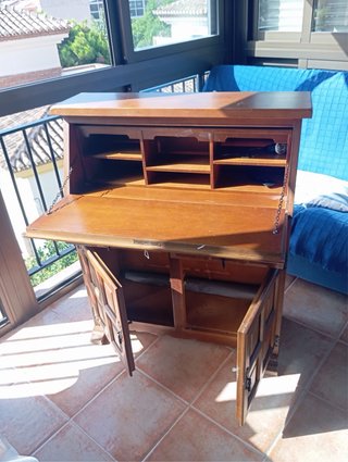 Mueble escritorio de madera