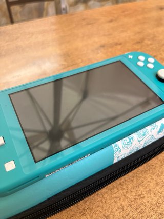 Nintendo Switch Lite Animal Crossing + Funda
