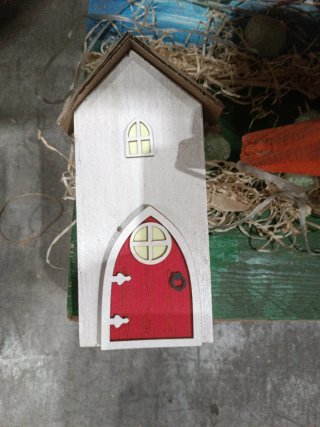 Adornos Navideños: Árboles y Casitas