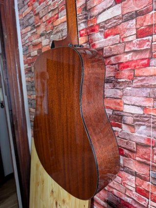 Guitarra Taylor 510e 2016