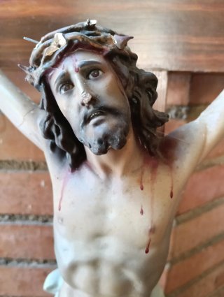 Crucifijo Cristo Madera y Escayola