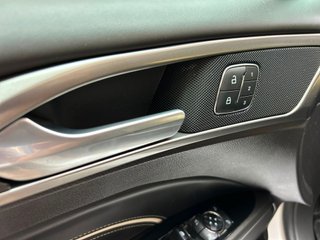 Ford Mondeo 2.0 Híbrido 137kW Auto Vignale Hev Sedán