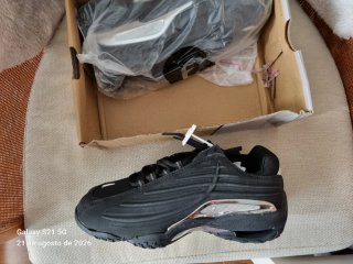 Nike Zapatillas Negras Sin Estrenar, NEGOCIABLES