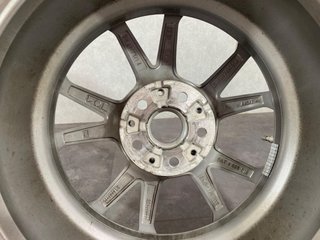 Llantas BMW Serie 3 G20 17" Originales