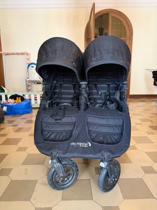 Baby Jogger City Mini GT Gemelar + capazos + sacos