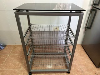 Mueble auxiliar cocina cristal y metal