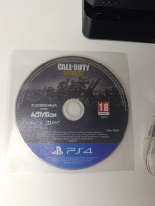 Pack PS4 Negra + 4 Juegos + Mando