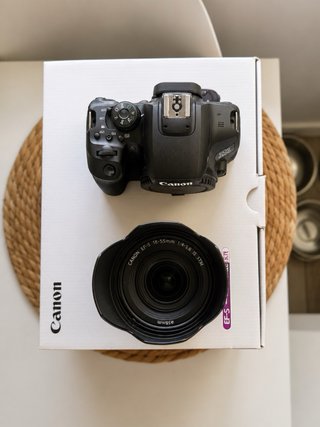 Canon EOS 850D + Obj. Tamron 18-200 + Accesorios
