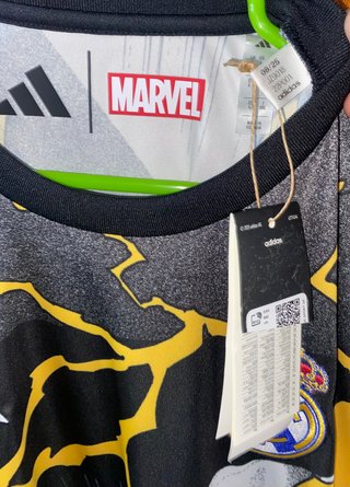 Camiseta Real Madrid Marvel Los Vengadores Adidas