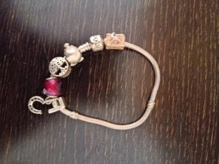 Pulsera Pandora con Charm Corazón y Herradura