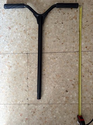 Manillar para patinete negro | 70 cm aprox.