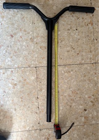 Manillar para patinete negro | 70 cm aprox.