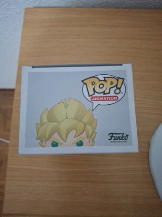 Funko Pop Super Saiyan Goku #860 DBZ