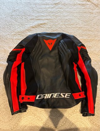 Chaqueta Dainese Cuero Talla 46 Negra/Roja