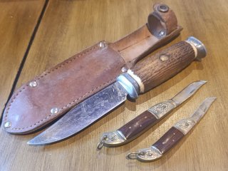 Set di coltelli e ascia multiuso