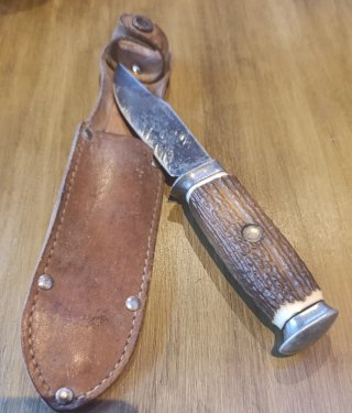 Set di coltelli e ascia multiuso