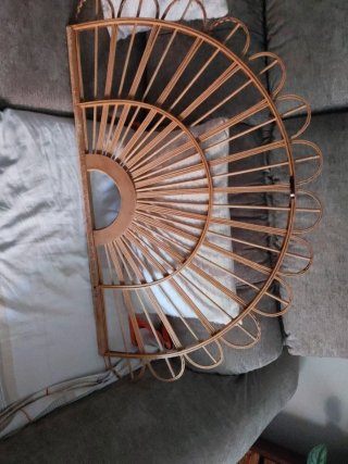 Cabecero de mimbre y madera