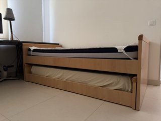 Cama nido de madera color beige