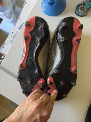 Zapatillas de fútbol Adidas Predator sin cordones