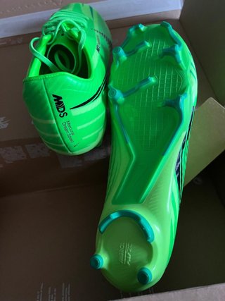 Botas de fútbol Nike Mercurial verdes talla 42