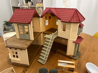 Casa Sylvanian Families con accesorios