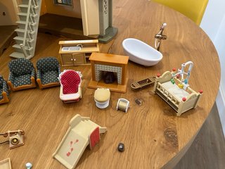 Casa Sylvanian Families con accesorios