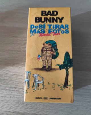 Figura Bad Bunny Debí Tirar Más Fotos Tour