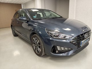 HYUNDAI i30 1.5 DPi Klass SLX 2021