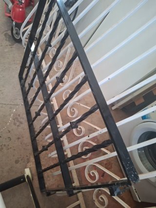 Reja de Hierro Macizo