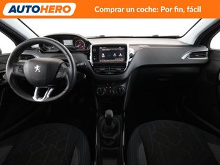 Peugeot 2008 1.2 PureTech Signature